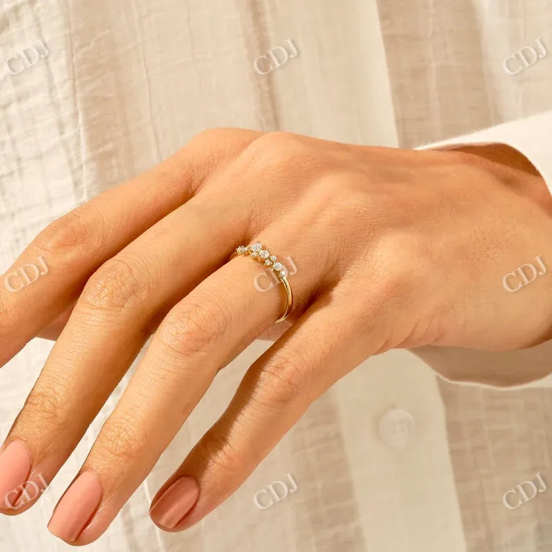 0.21CTW Round Iconic Cluster Diamond Wedding Band