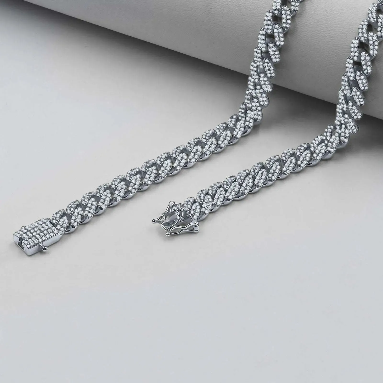ANGUS 10 MM 925 Sterling Silver Cuban Link Chain - 22 Inch Luxury Edition