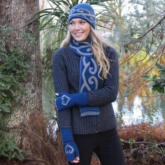 Aroha Fingerless Mitten
