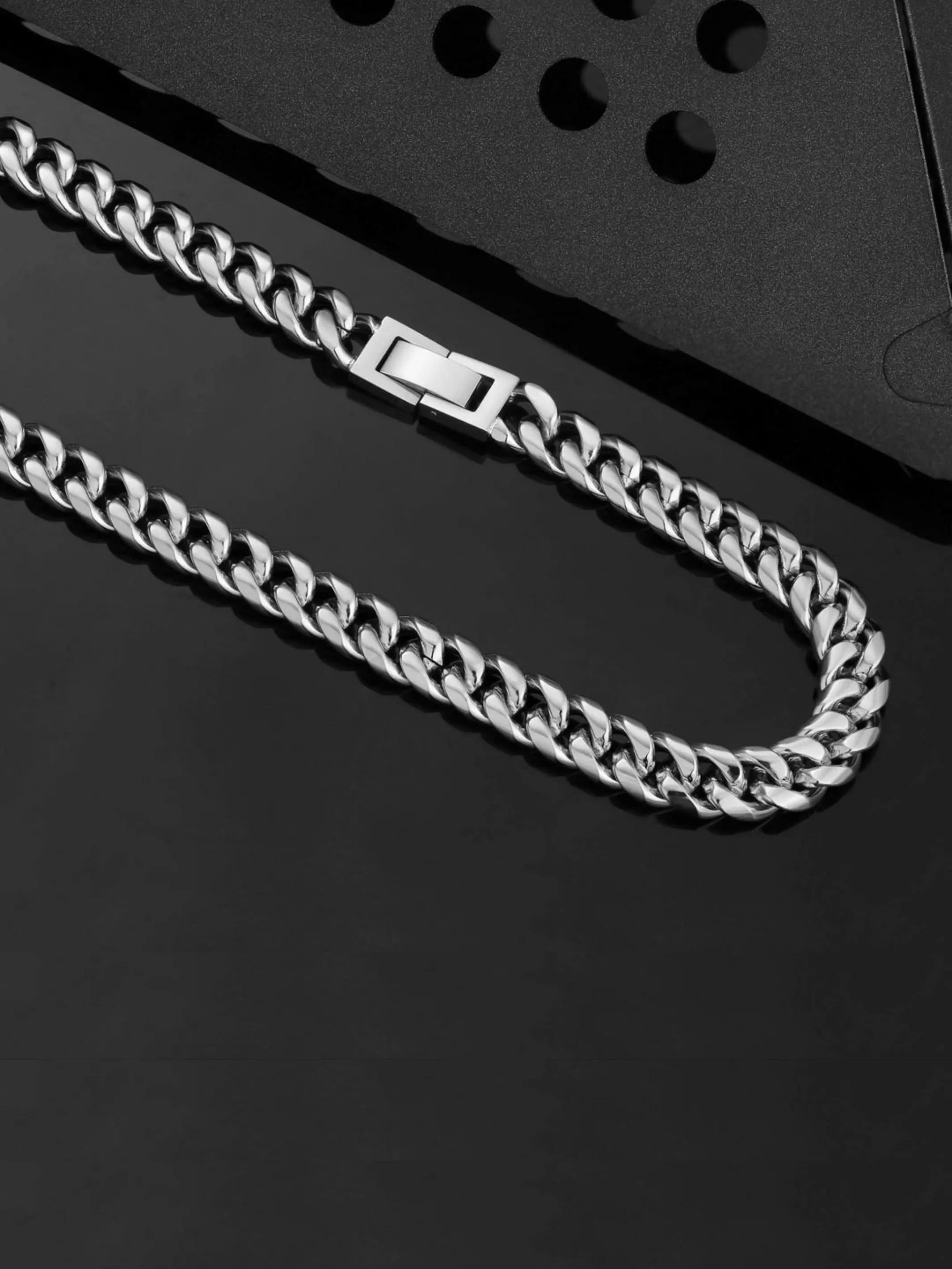 Cuban Link Chain - 8mm