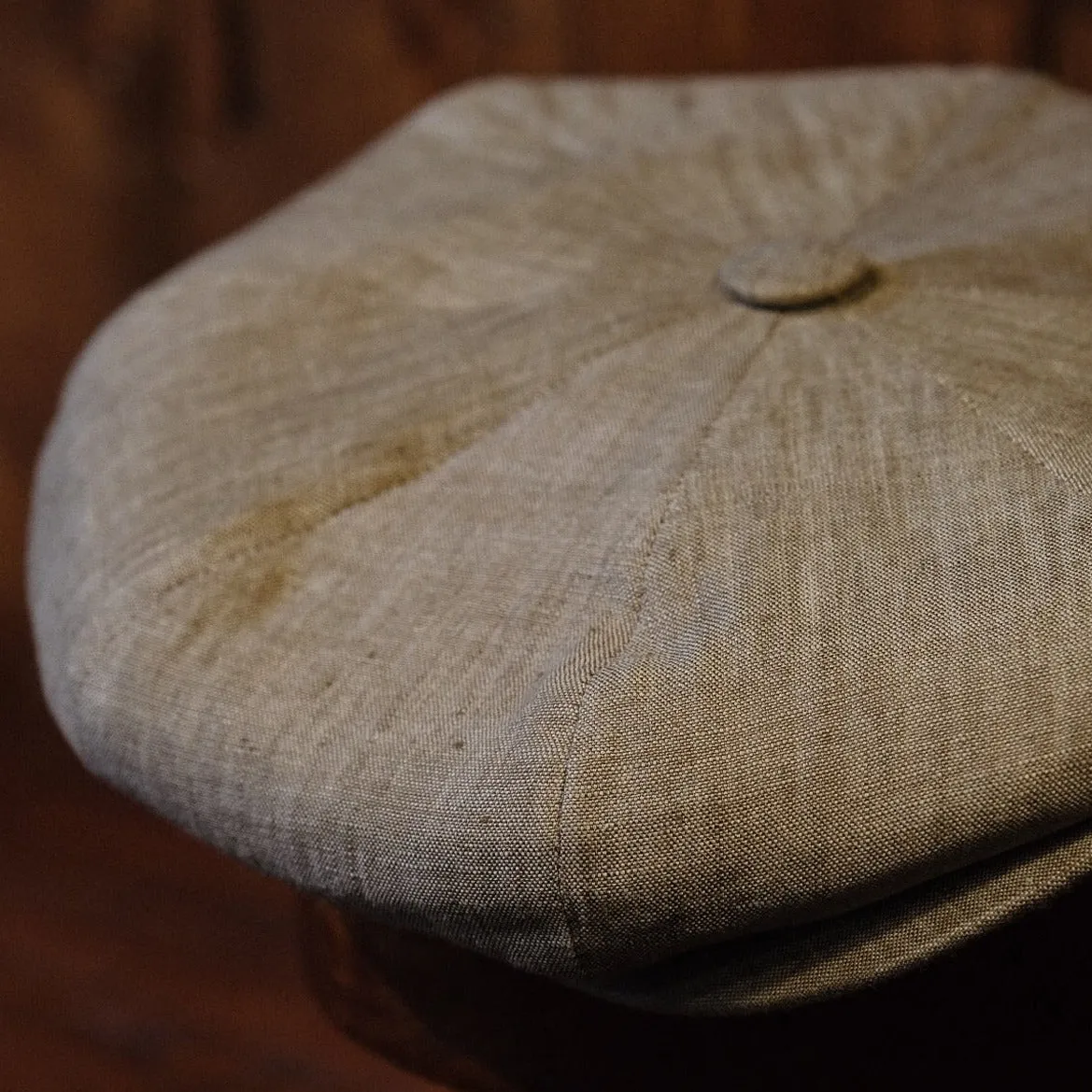 Eight Piece Pistachio Linen Newsboy Cap