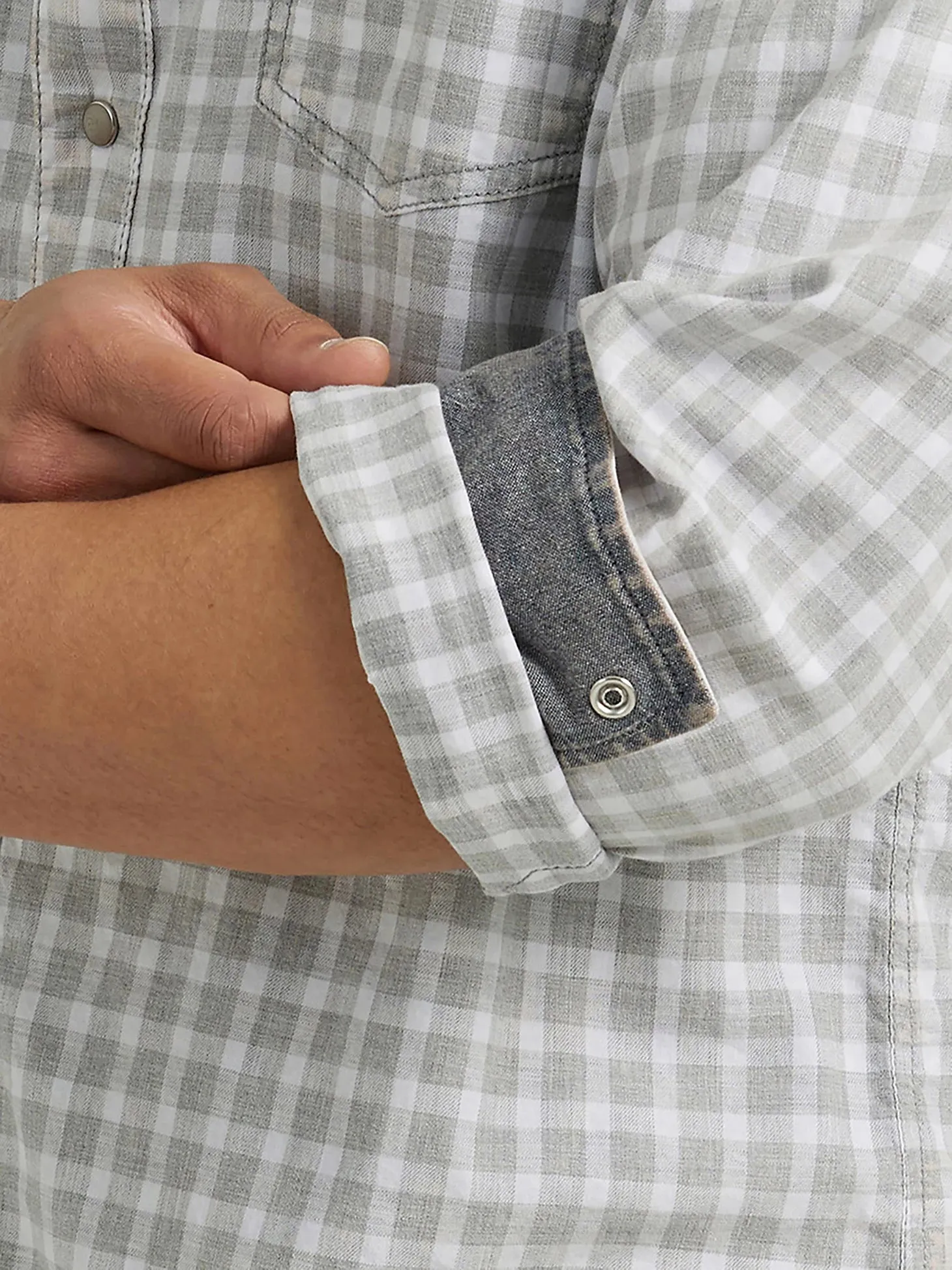 Men's Wrangler Retro Grey Check Long Sleeve Snap Shirt