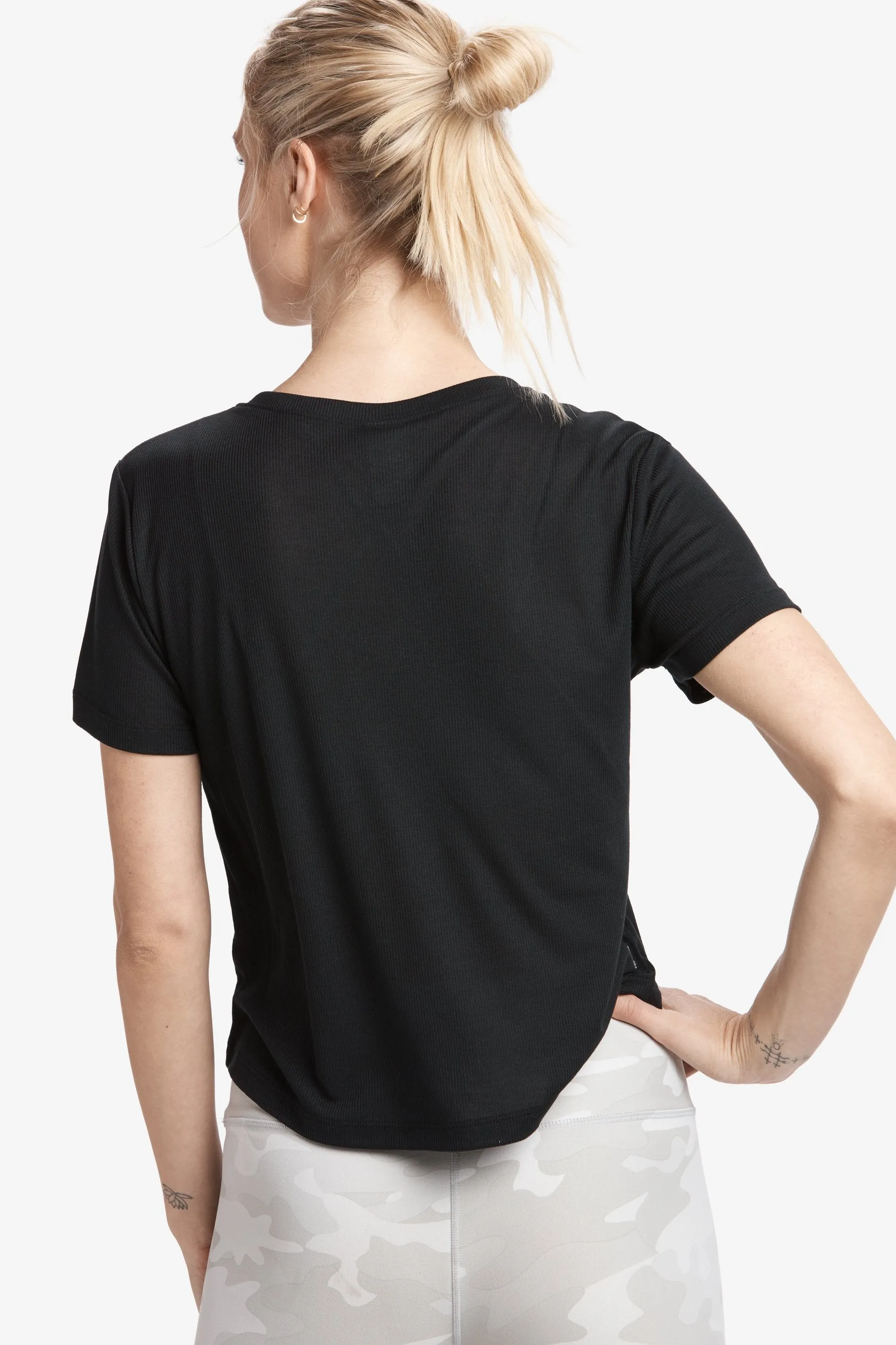 MOOREA SHORT SLEEVE TOP