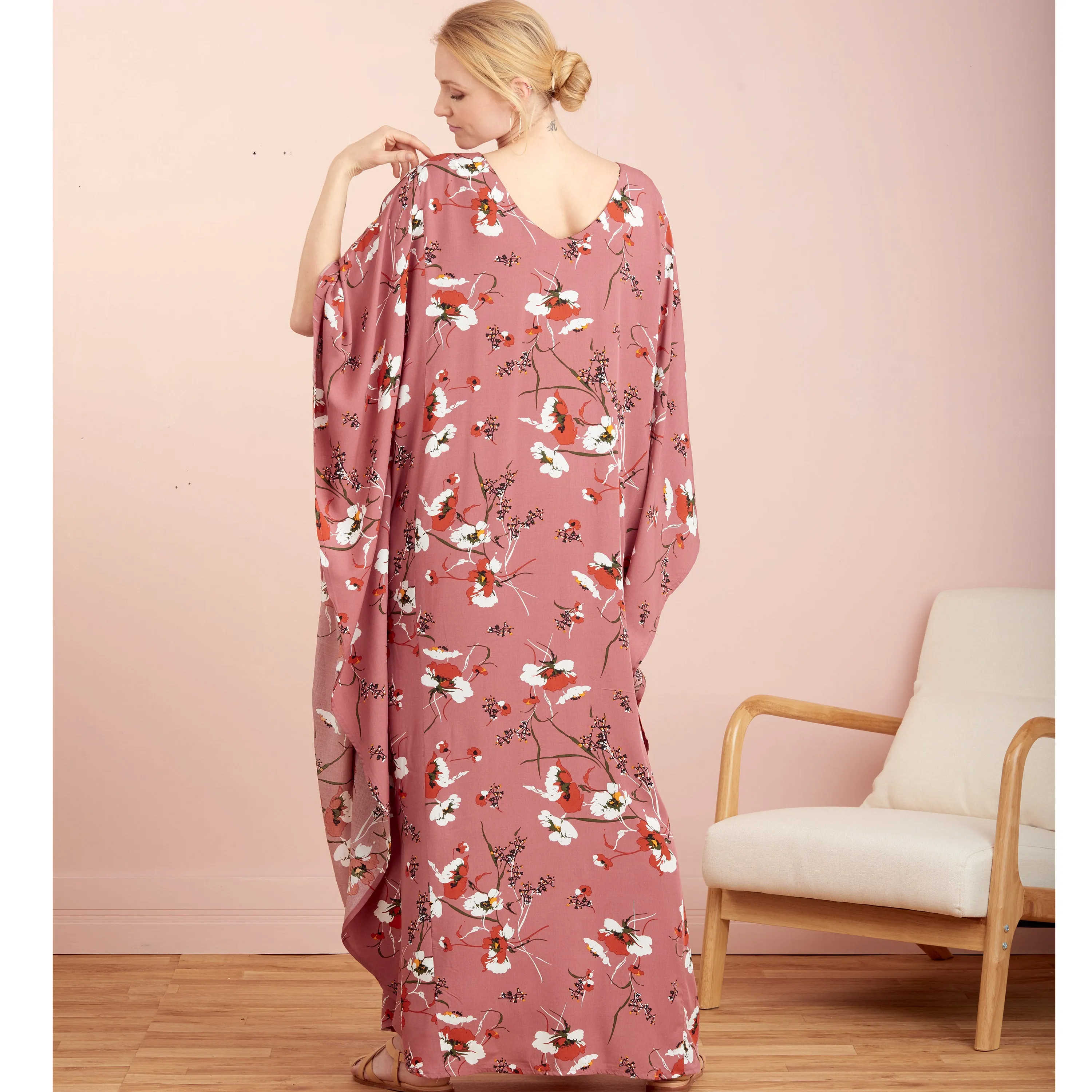 Simplicity Pattern 9323 Misses' Caftans