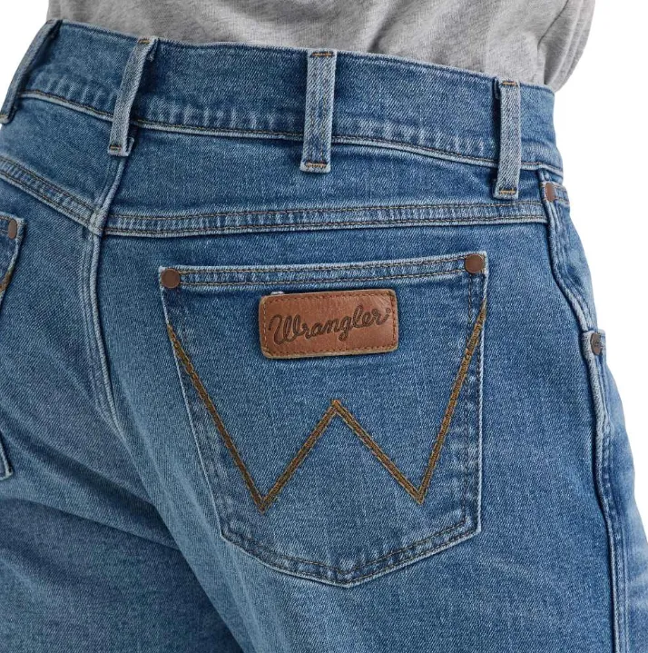 Wrangler Men’s Retro® Nolen Slim Fit Bootcut Jean 112353217
