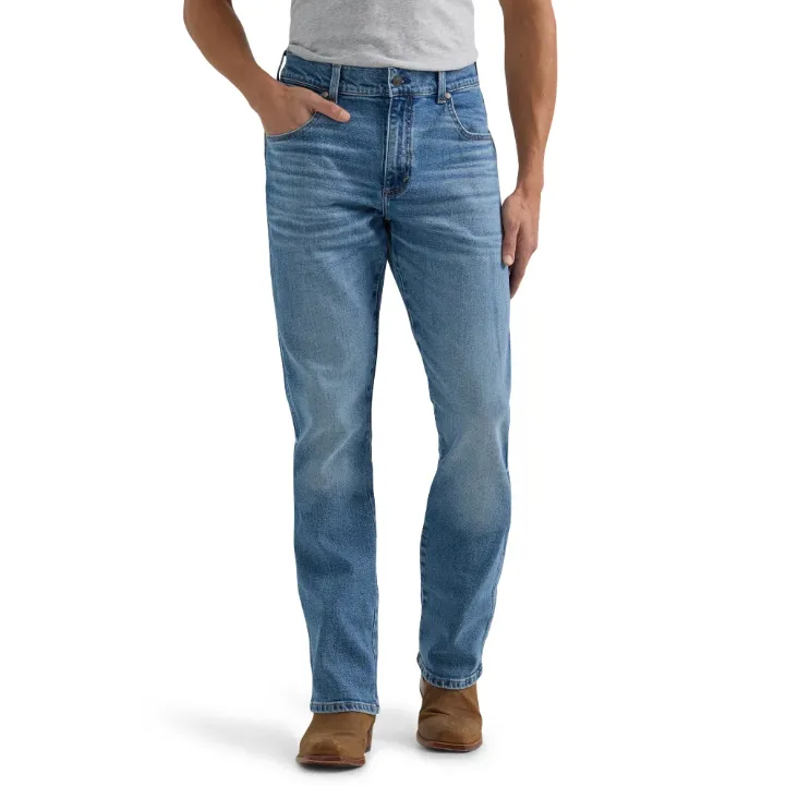 Wrangler Men’s Retro® Nolen Slim Fit Bootcut Jean 112353217